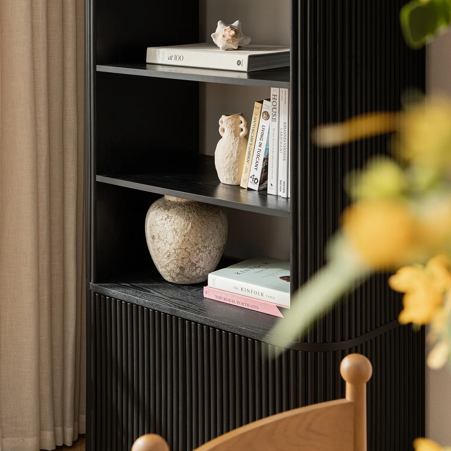 Maru Bookcase with Cabinet, Black - Image 4