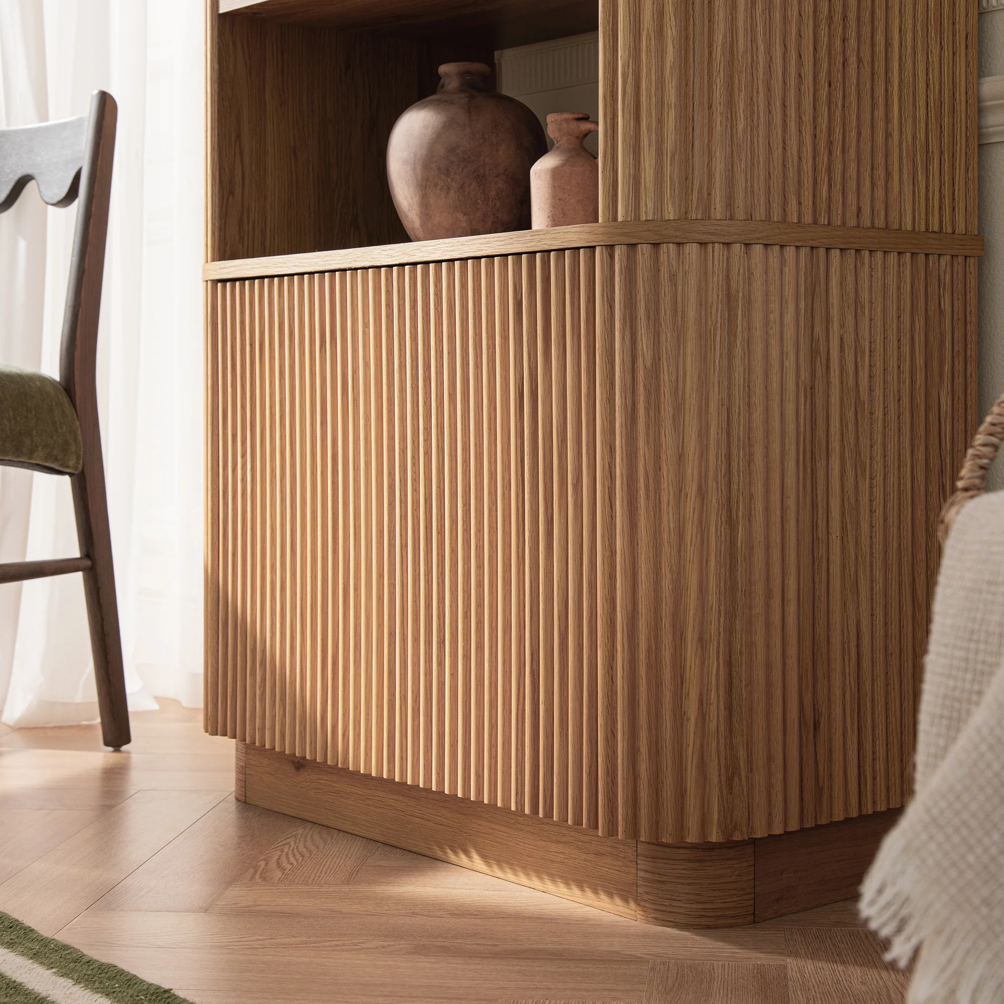 Maru Bookcase with Cabinet, Oak - Image 5