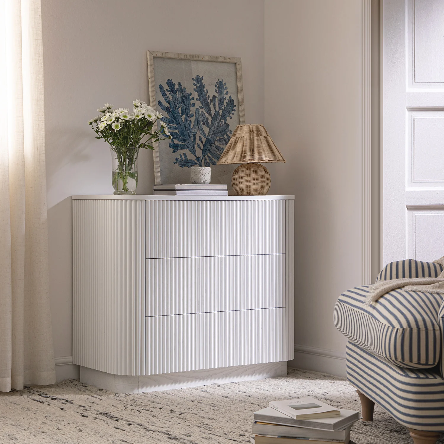Maru Chest of 3 Drawers, Washed White - Image 2