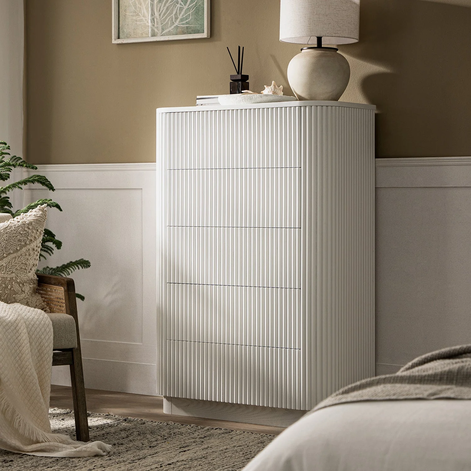 Maru Chest of 5 Drawers, Washed White - Image 2