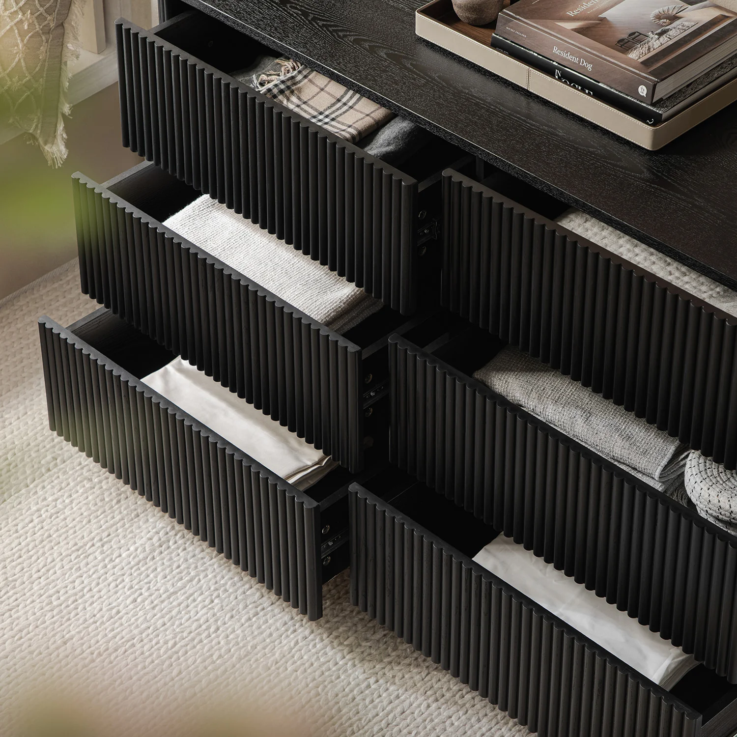 Maru Chest of 6 Drawers, Black - Image 4