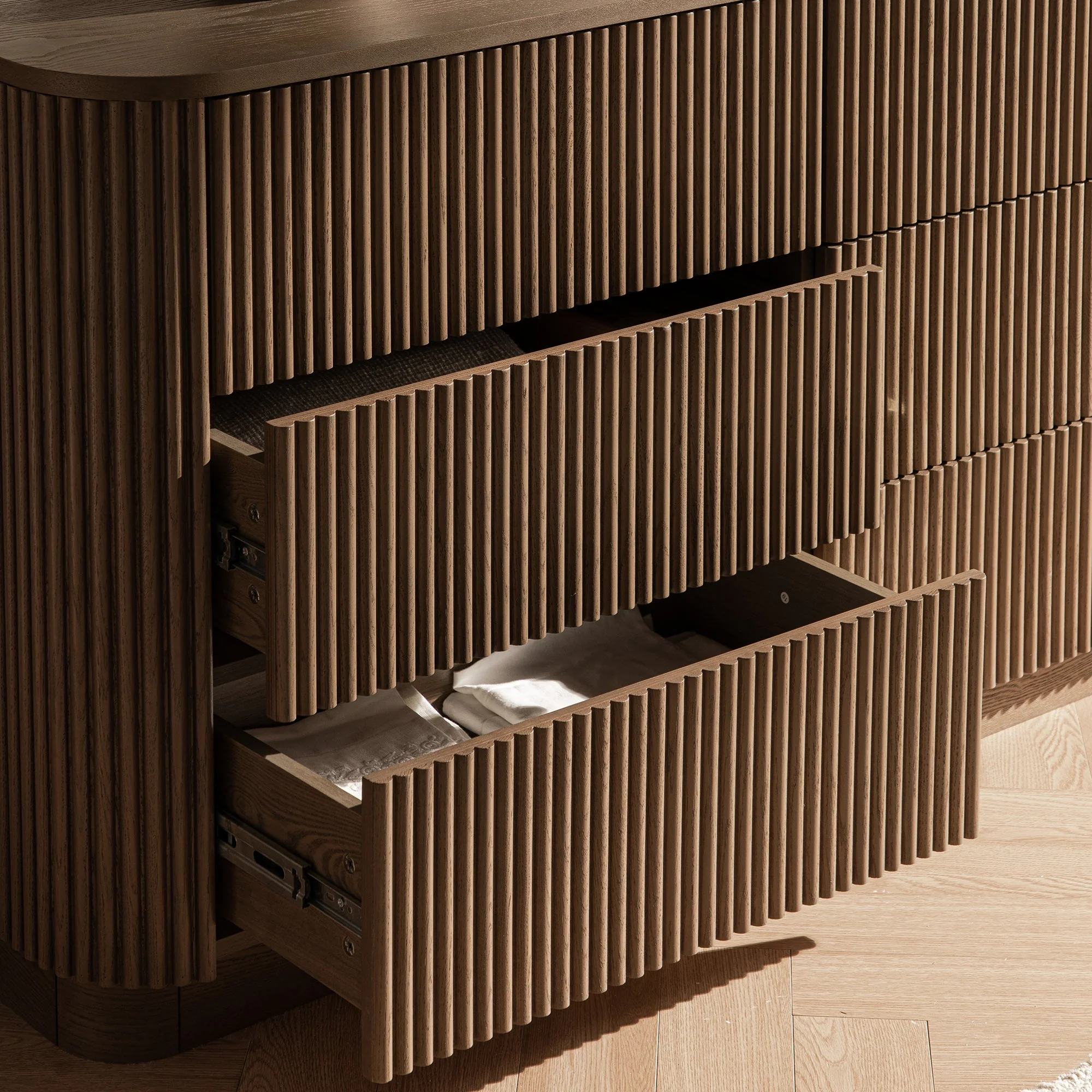 Maru Chest of 6 Drawers, Silver Oak - Image 4
