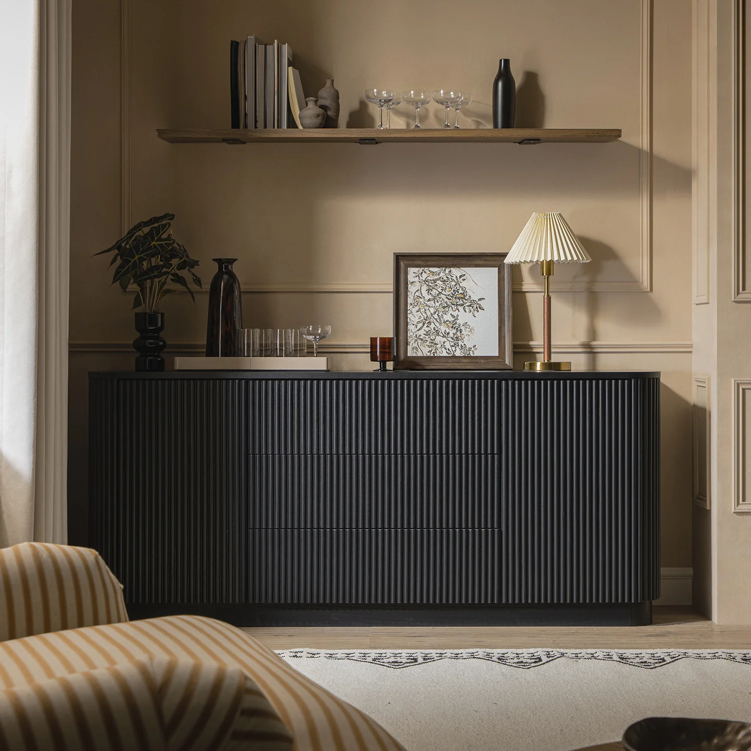 Maru Large 2-Door Sideboard with Drawers, Black - Image 2