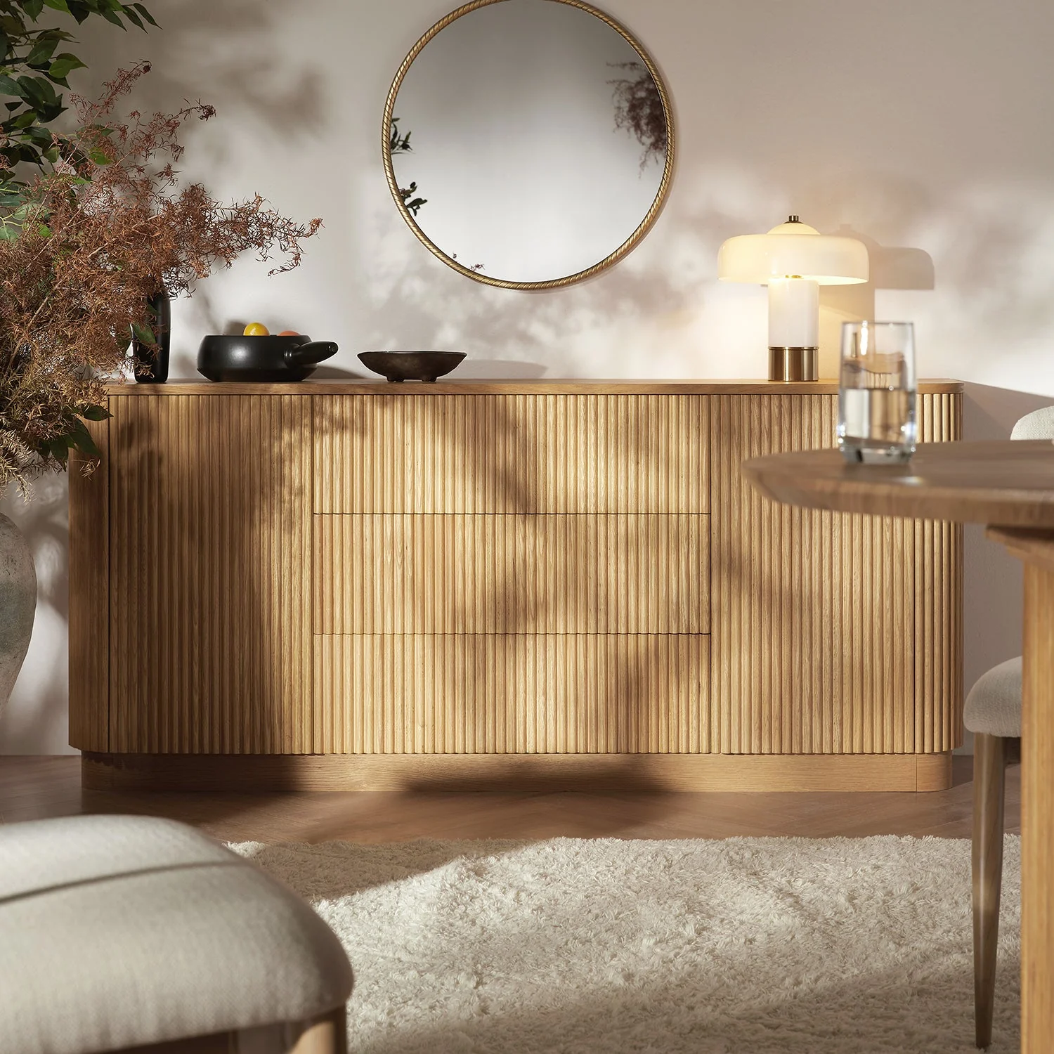 Maru Large 2-Door Sideboard with Drawers, Oak - Image 2