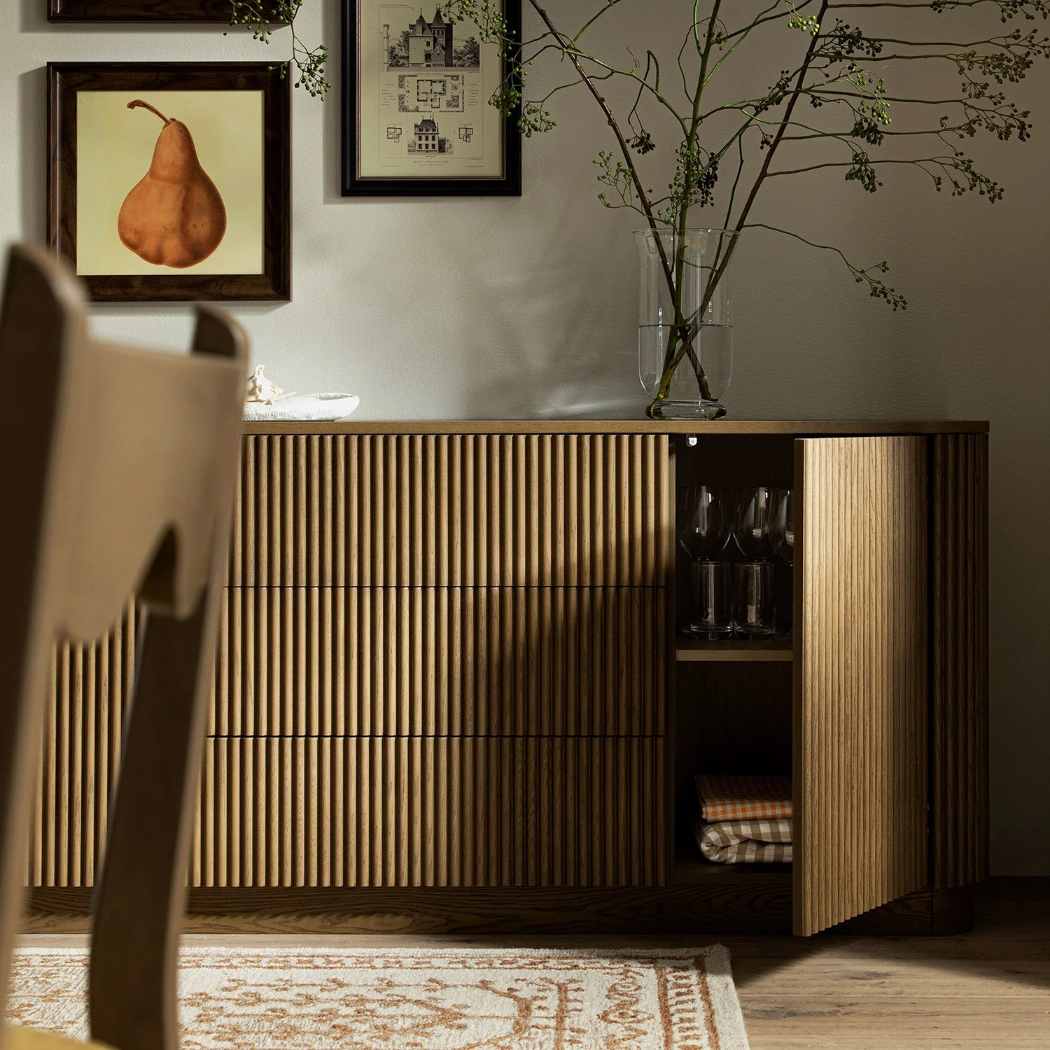 Maru Large 2-Door Sideboard with Drawers, Silver Oak - Image 4