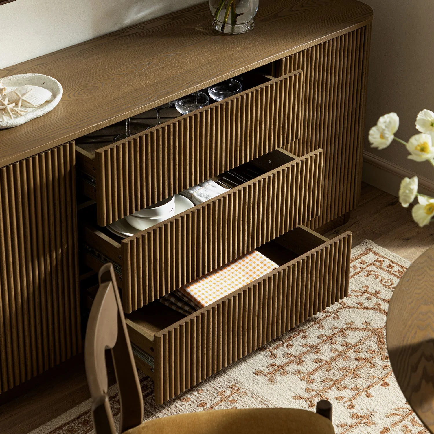 Maru Large 2-Door Sideboard with Drawers, Silver Oak - Image 5