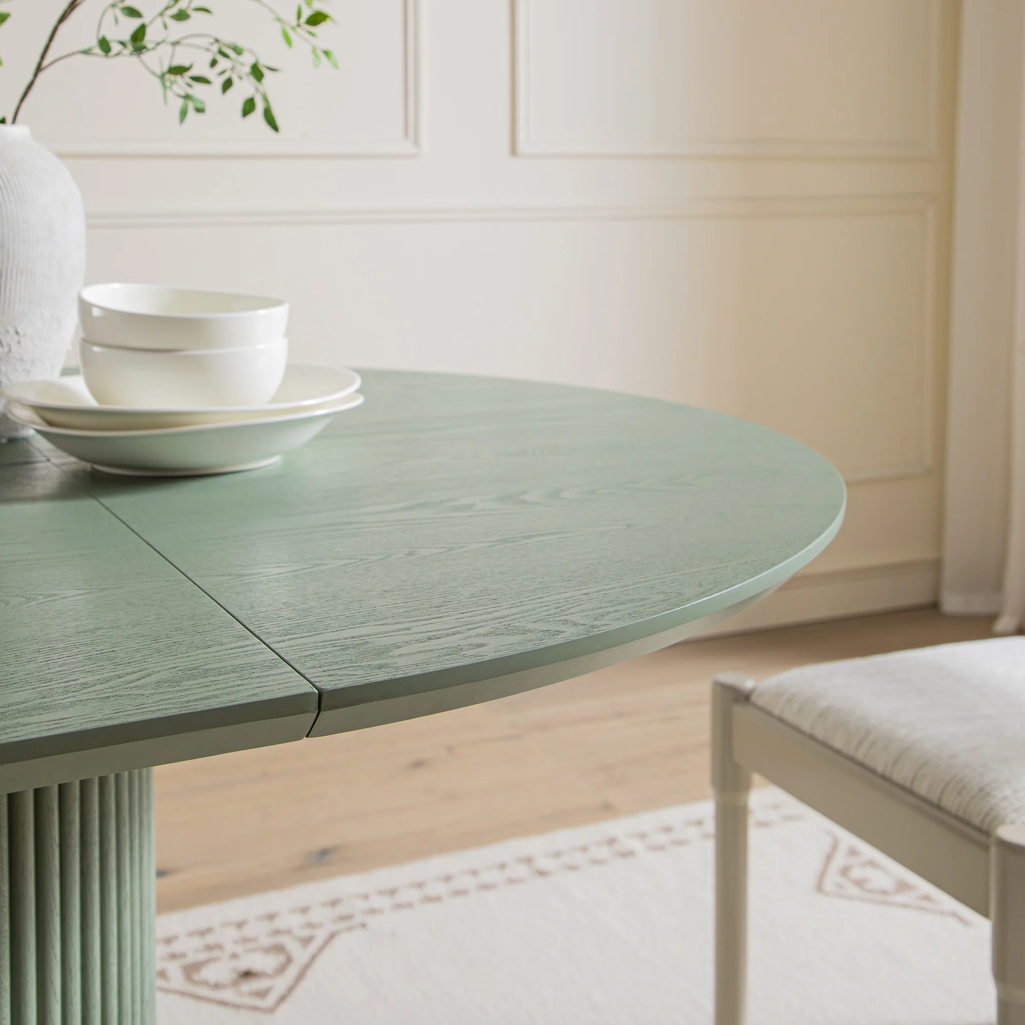 Maru Round 4-6 Seater Extending Oak Pedestal Dining Table, Sage Green - Image 7
