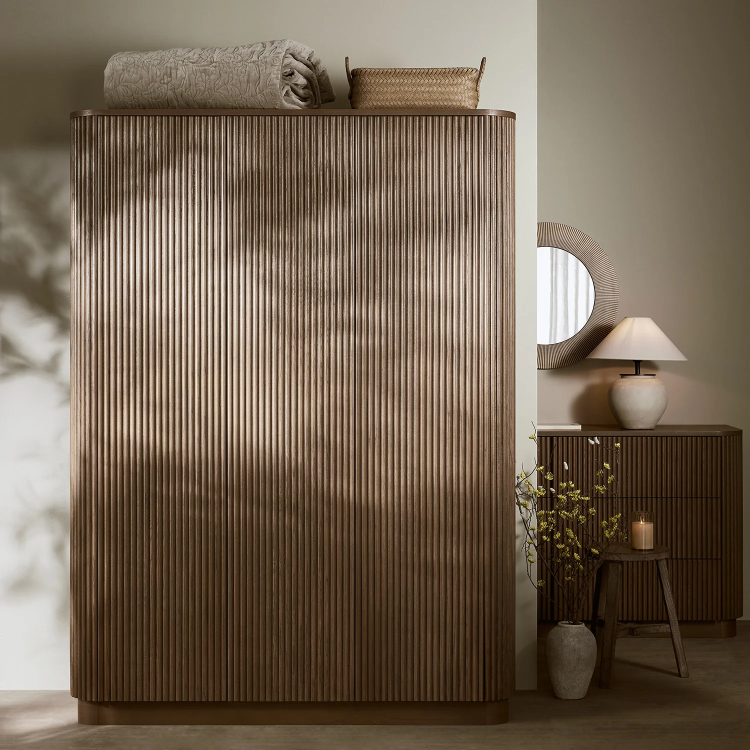 Maru Triple Wardrobe, Silver Oak - Image 2