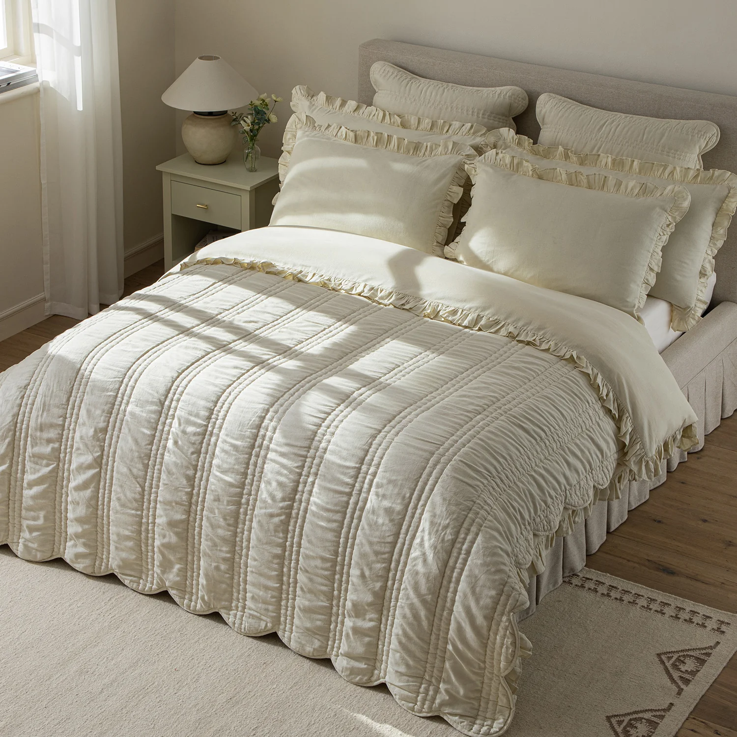 Matilda Cream Scallop Quilted Linen Blend Bedspread - Image 3