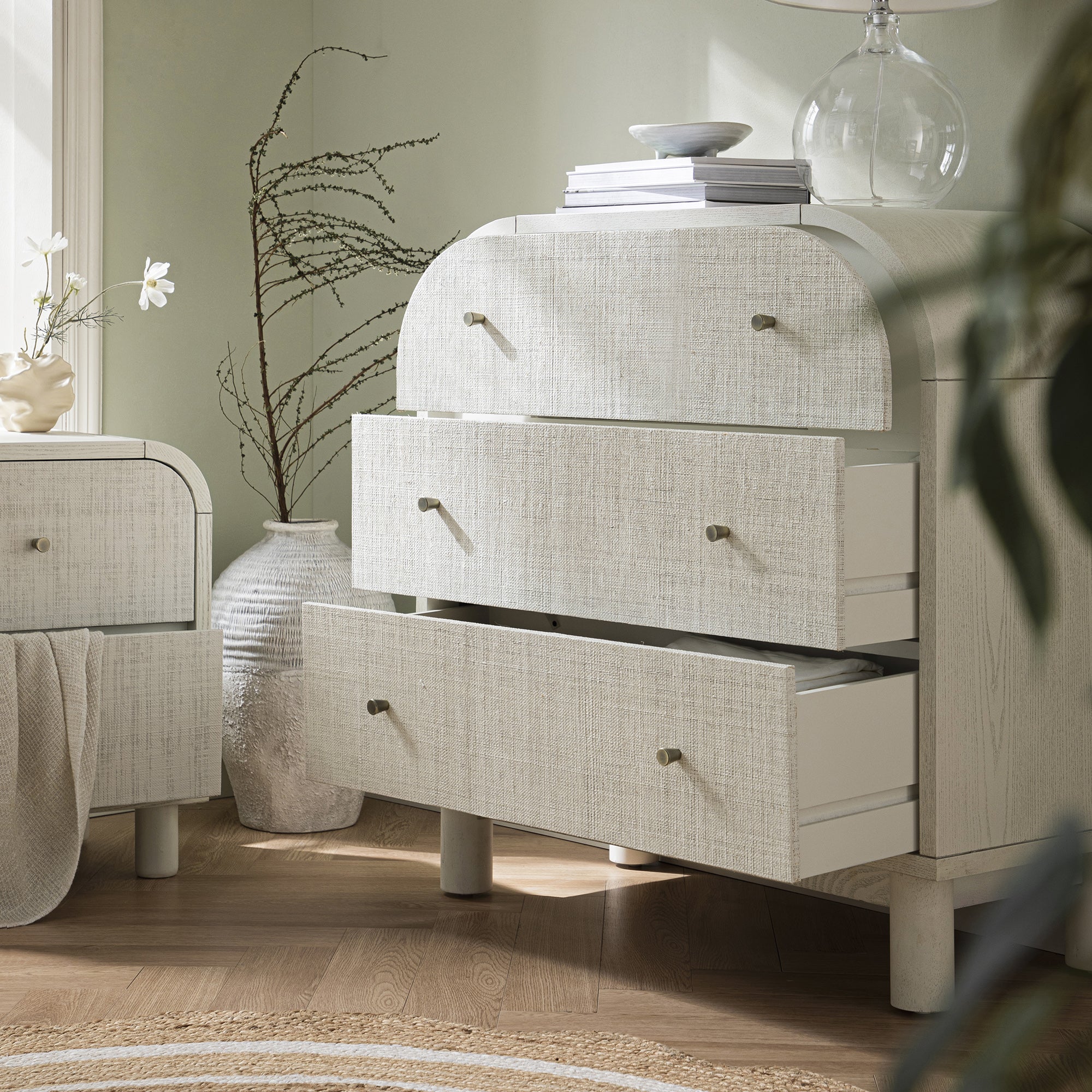 Maude Chest of 3 Drawers, Washed White Ash with Raffia - Image 4