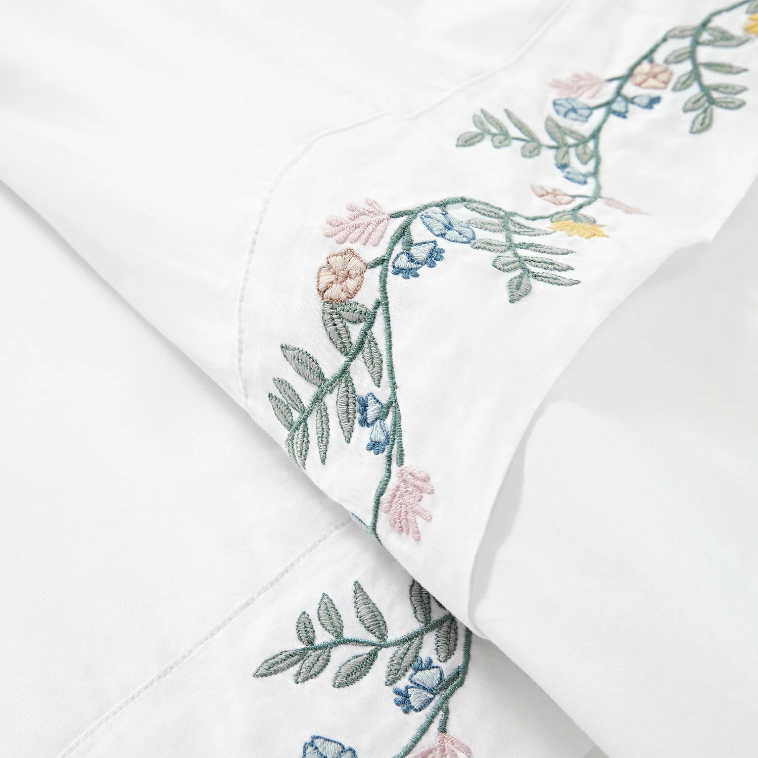 Meadow White Floral Embroidered 300 Thread Count Cotton Percale Duvet Set - Image 6