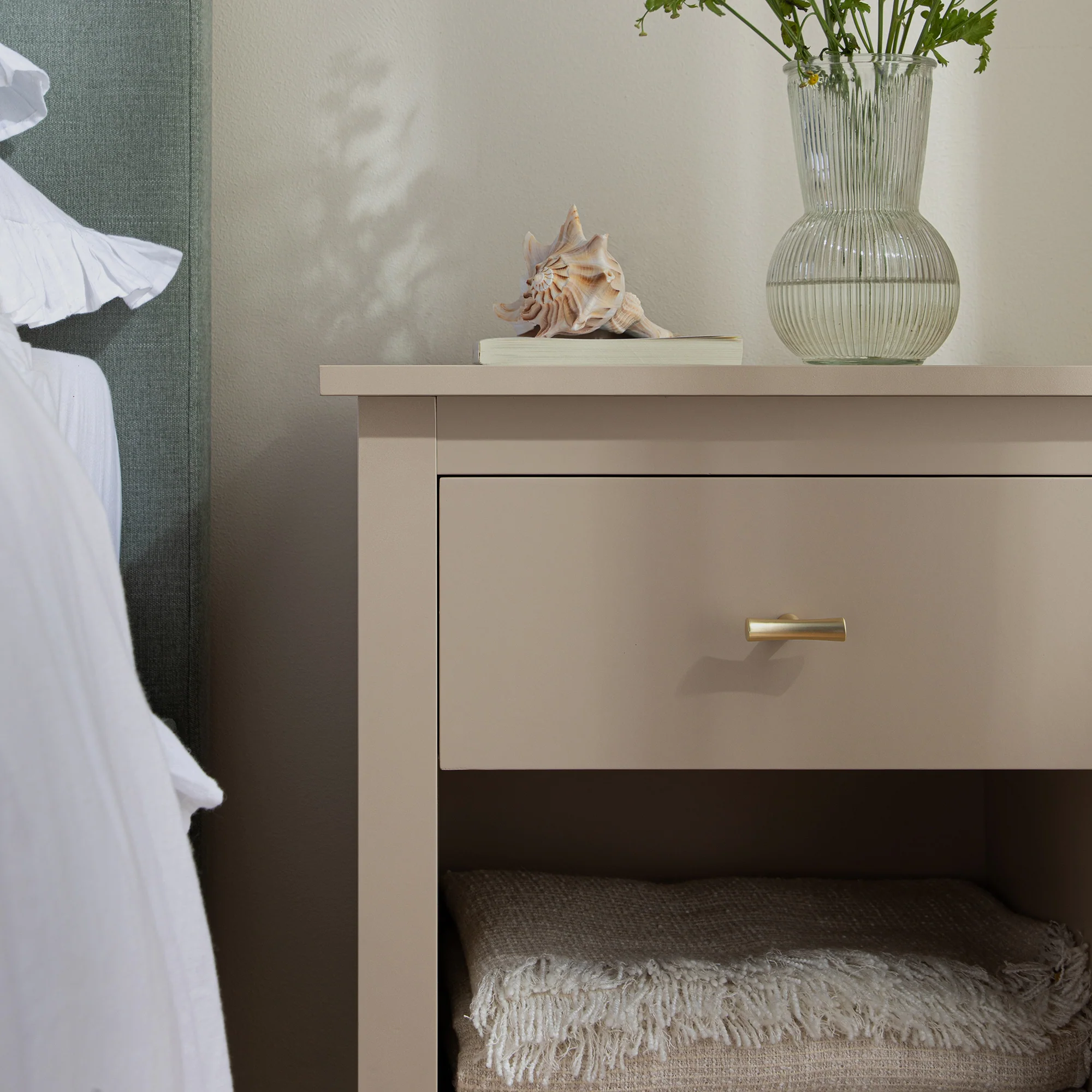 Oakham 1-Drawer Bedside Table, Deep Greige - Image 3