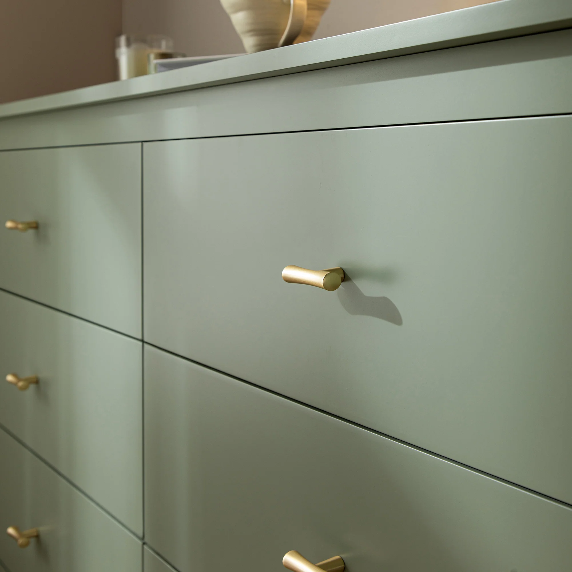 Oakham Chest of 6 Drawers, Desert Sage - Image 6