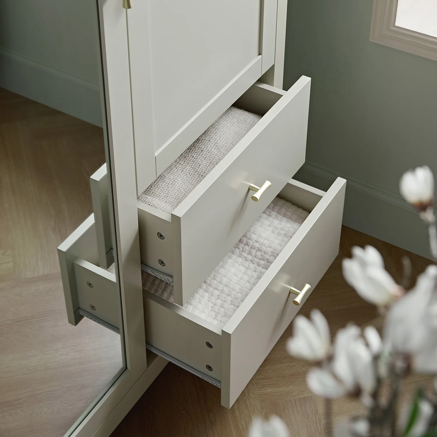 Oakham Mirrored Double Wardrobe, Shaded White - Image 5