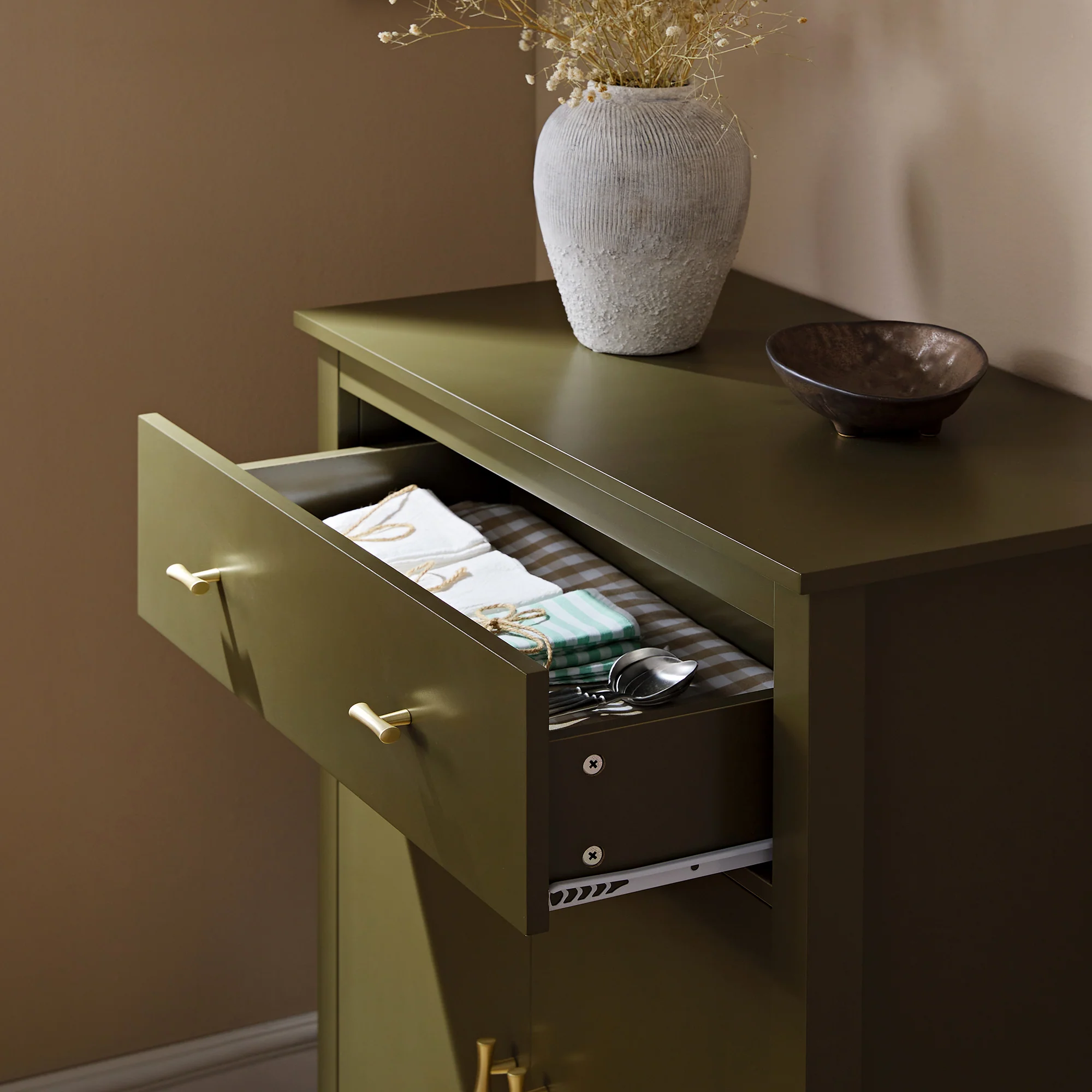 Oakham Small Sideboard with Drawer, Olive Grove - Image 4