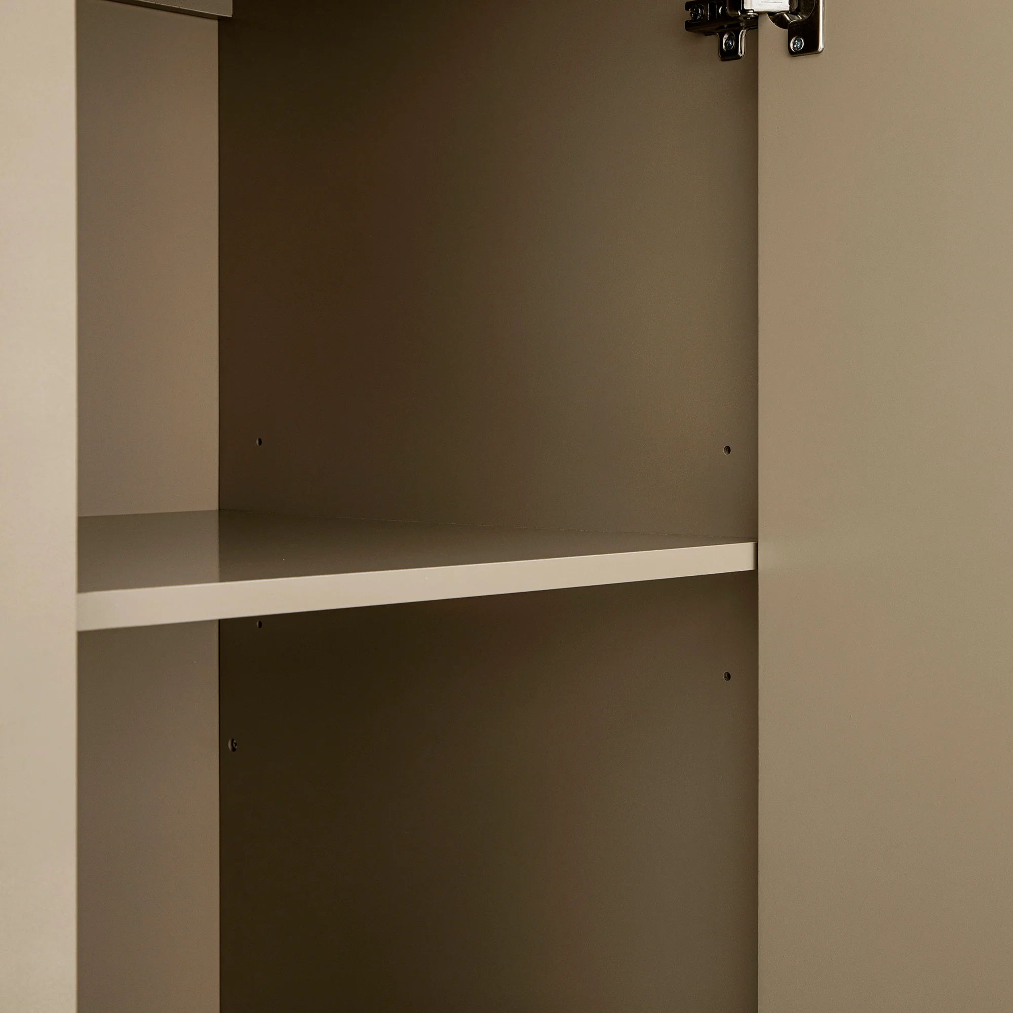 Oakham Triple Wardrobe, Deep Greige - Image 15