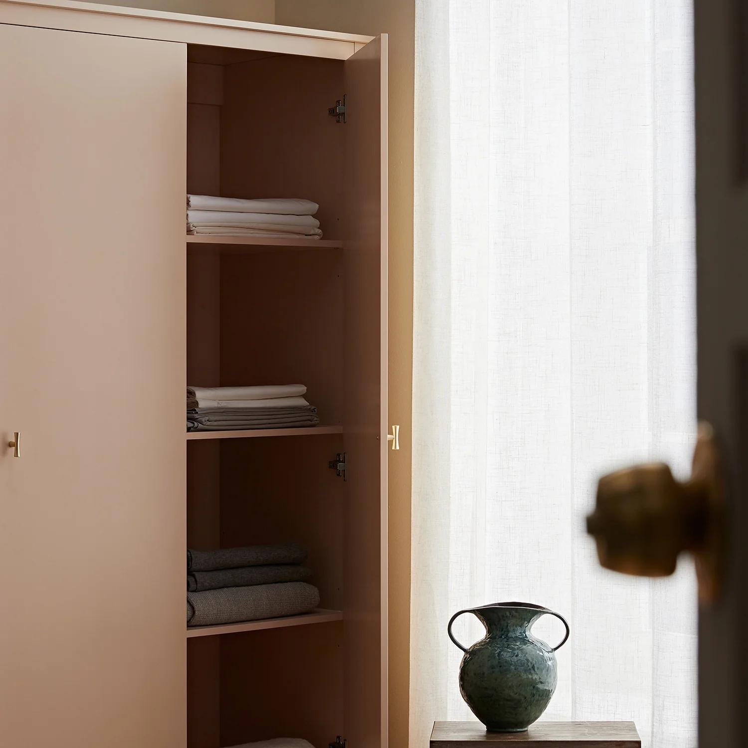 Oakham Triple Wardrobe, Nude Pink - Image 5