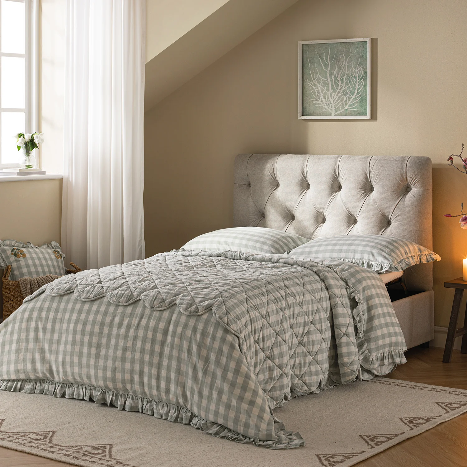 Portland Small Double Buttoned Fold-Out Bed in Ottoman, Beige Woven Fabric - Image 2