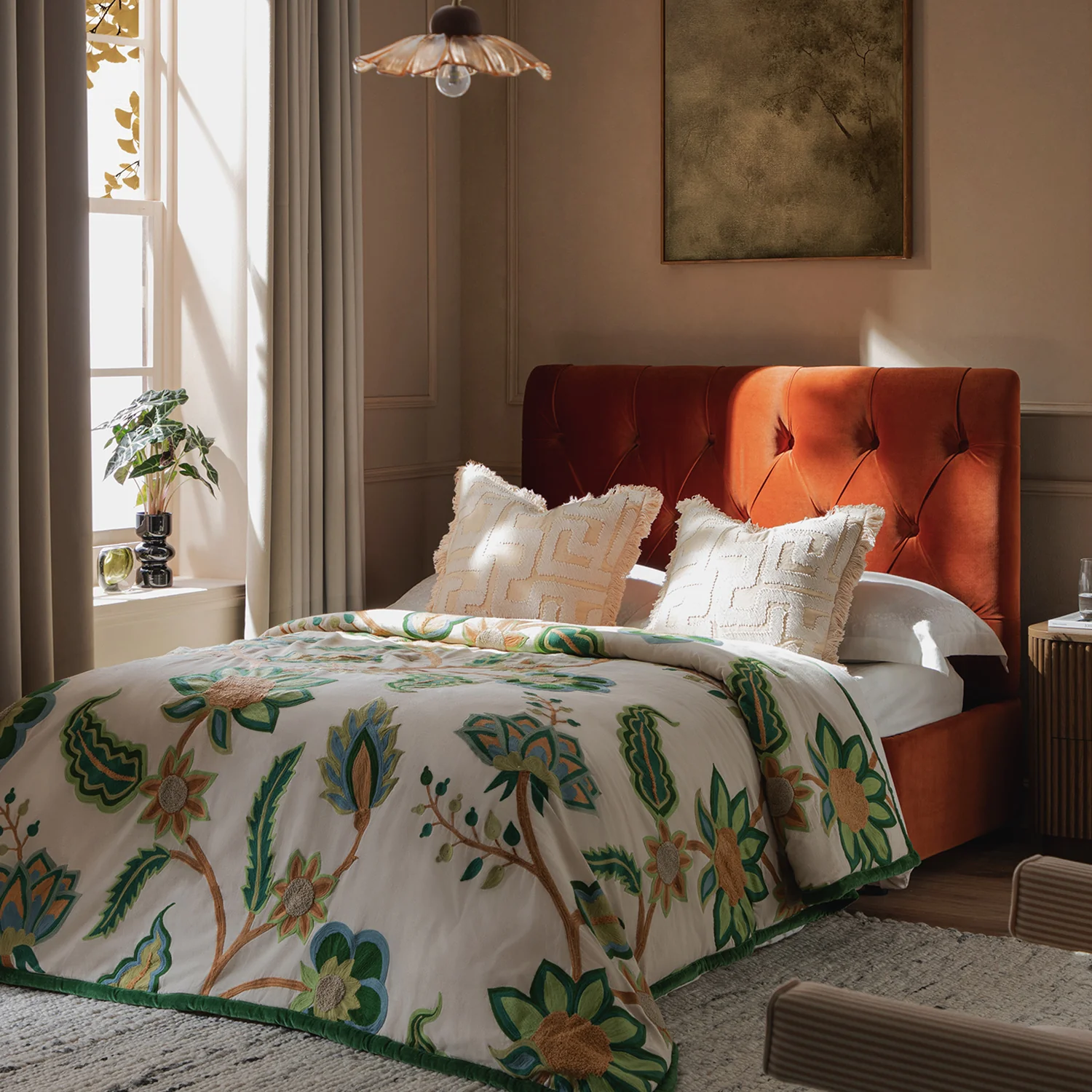 Portland Small Double Buttoned Fold-Out Bed in Ottoman, Rust Velvet - Image 2