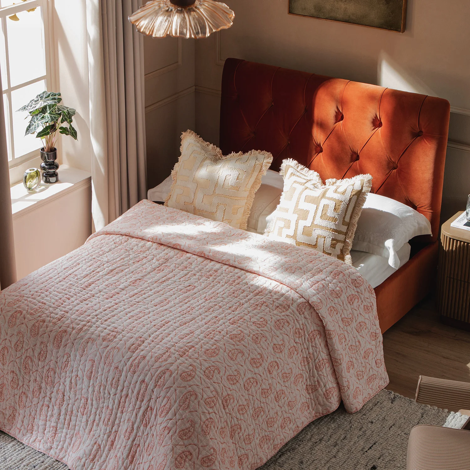 Portland Small Double Buttoned Fold-Out Bed in Ottoman, Rust Velvet - Image 7