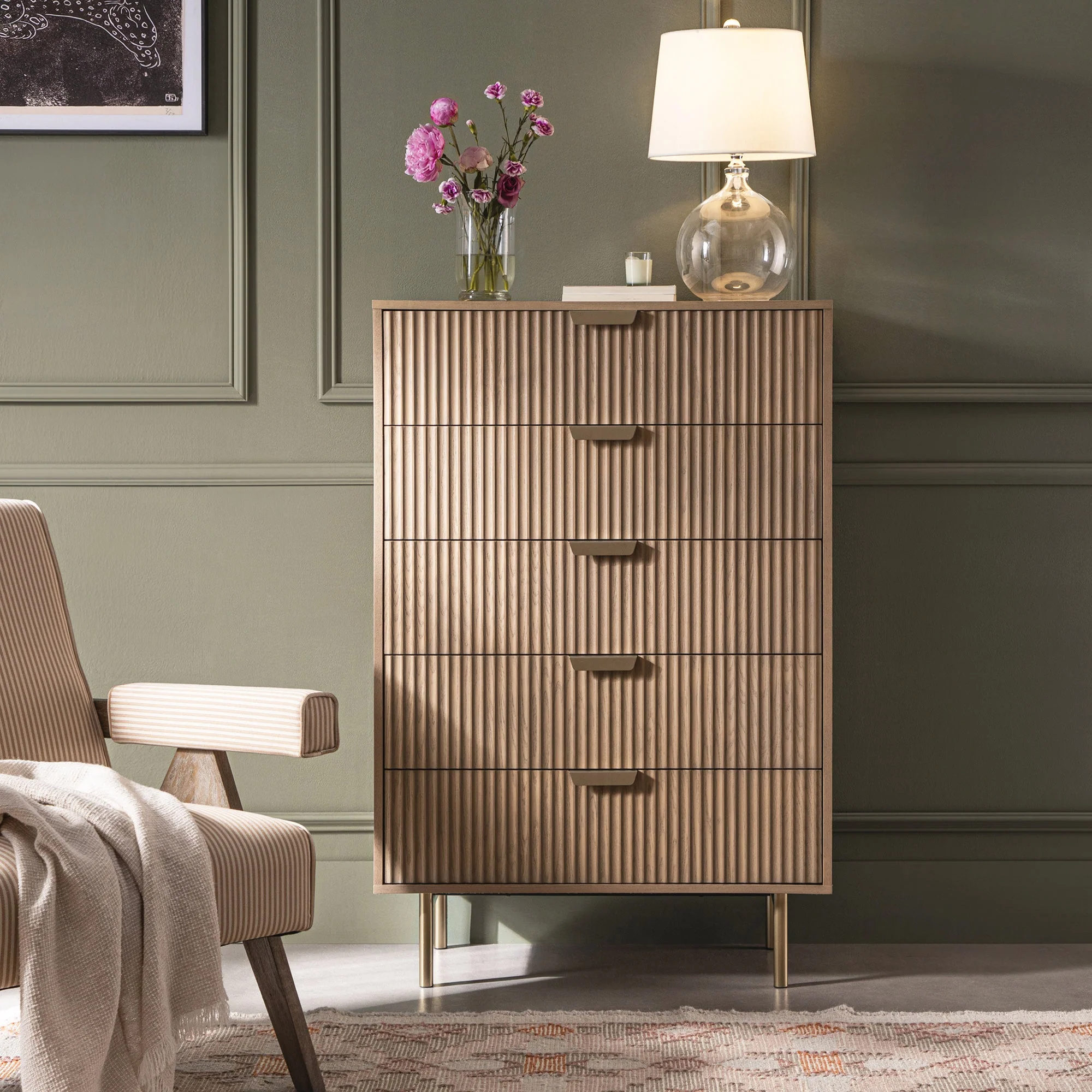 Richmond Ridged Chest of 5 Drawers, Light Ash - Image 2