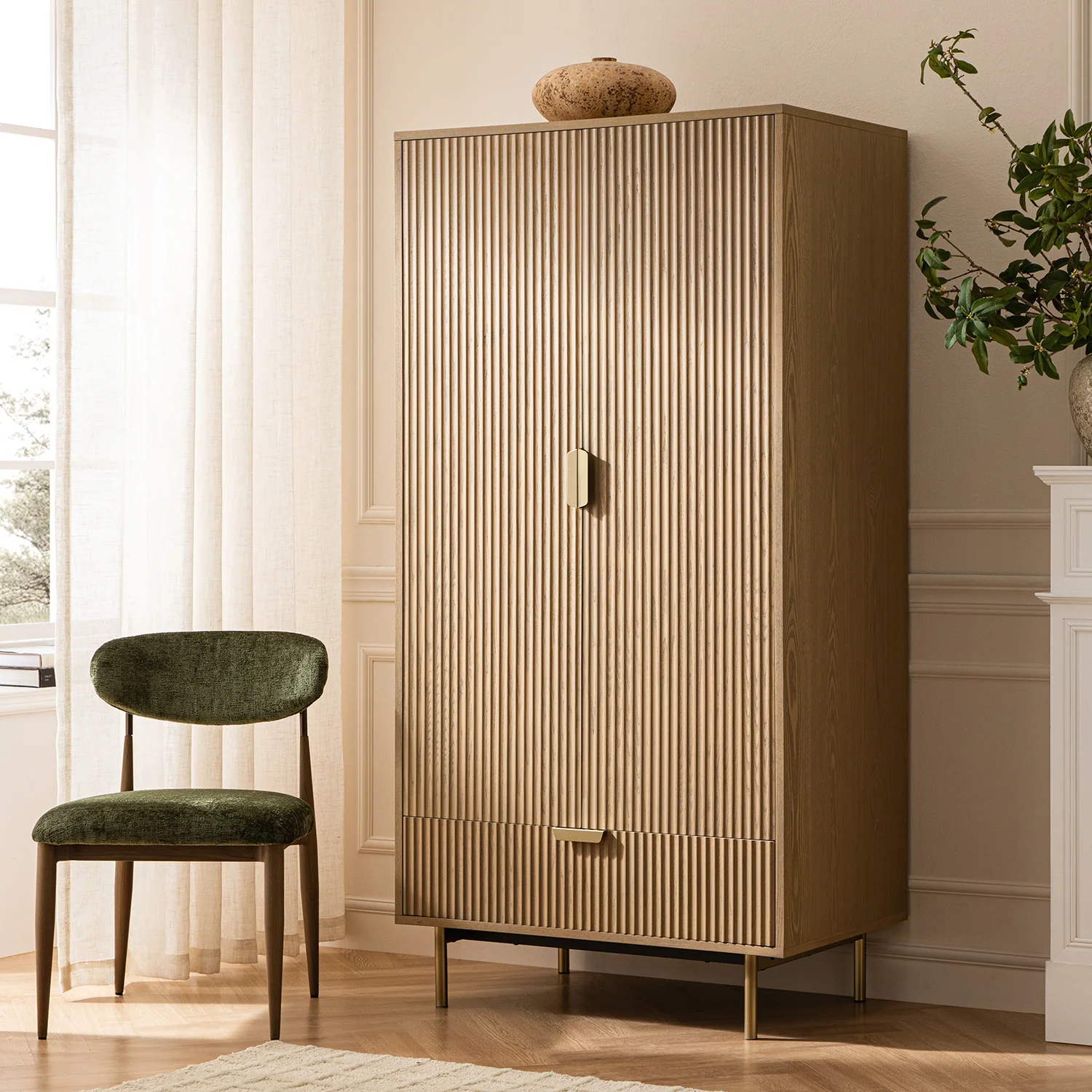 Richmond Ridged Double Wardrobe with Drawer, Light Ash - Image 2