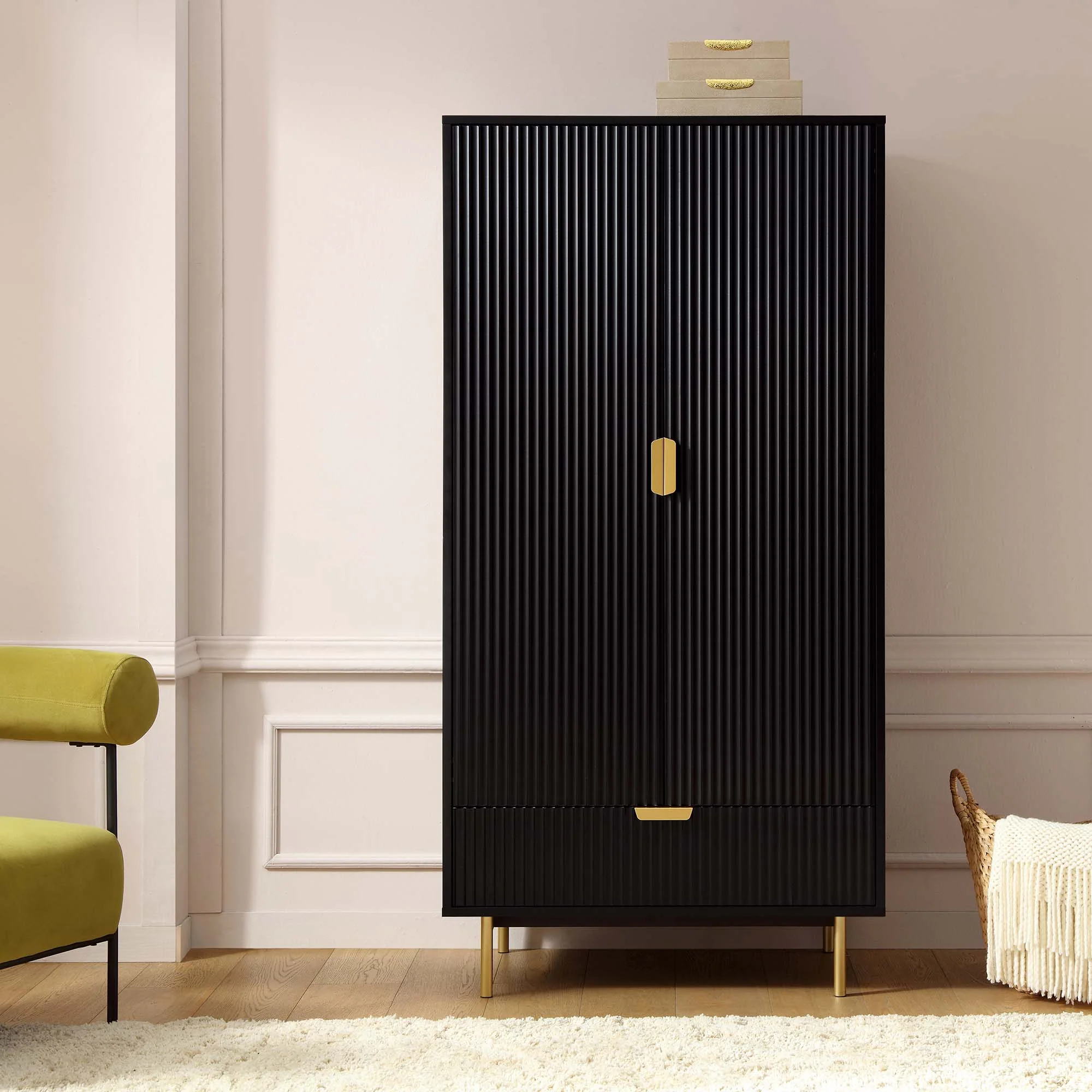 Richmond Ridged Double Wardrobe with Drawer, Matte Black - Image 2