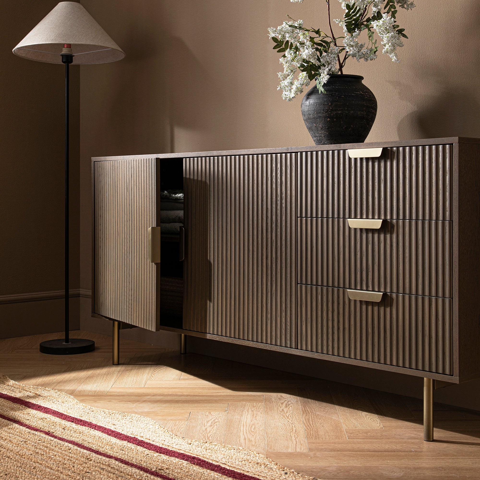 Richmond Ridged Large Sideboard, Dark Ash - Image 4