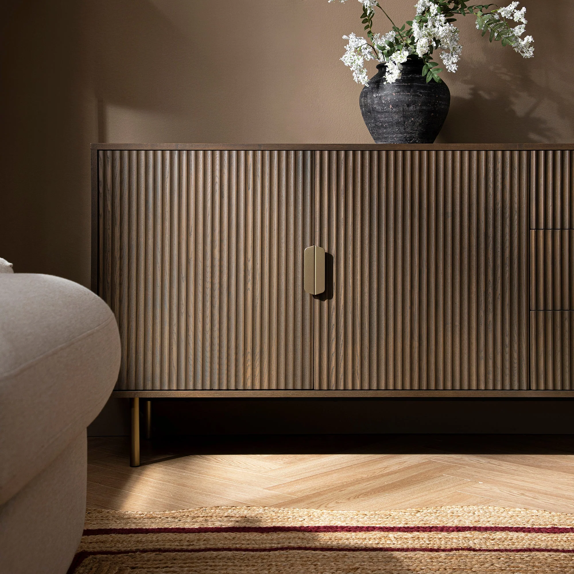 Richmond Ridged Large Sideboard, Dark Ash - Image 5
