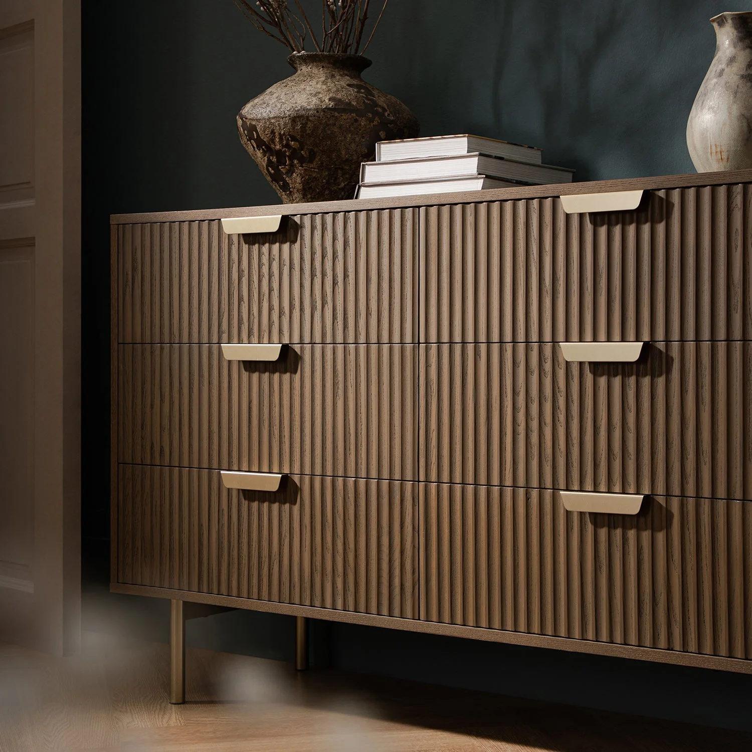 Richmond Ridged Wide Chest of 6 Drawers, Dark Ash - Image 4