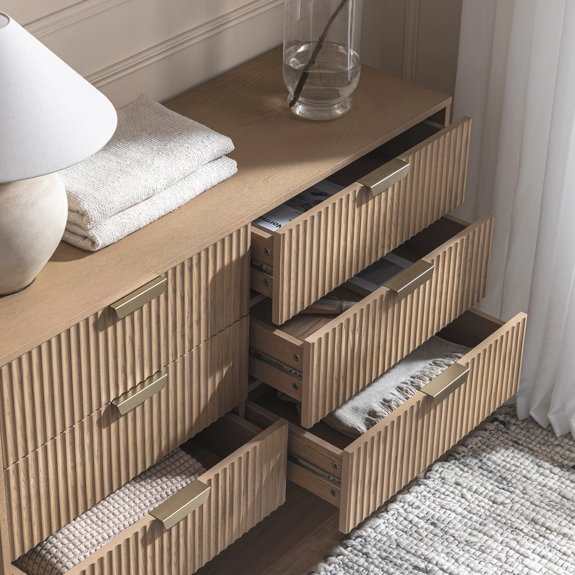 Richmond Ridged Wide Chest of 6 Drawers, Light Ash - Image 3