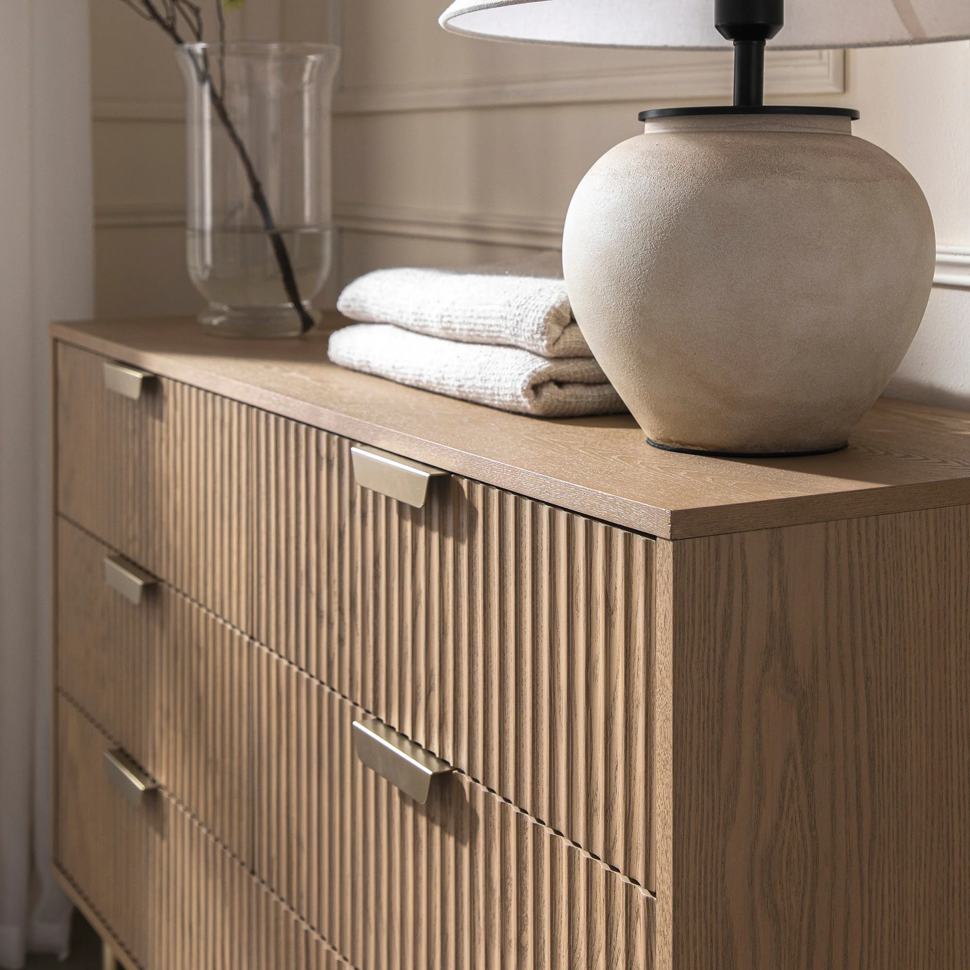 Richmond Ridged Wide Chest of 6 Drawers, Light Ash - Image 6