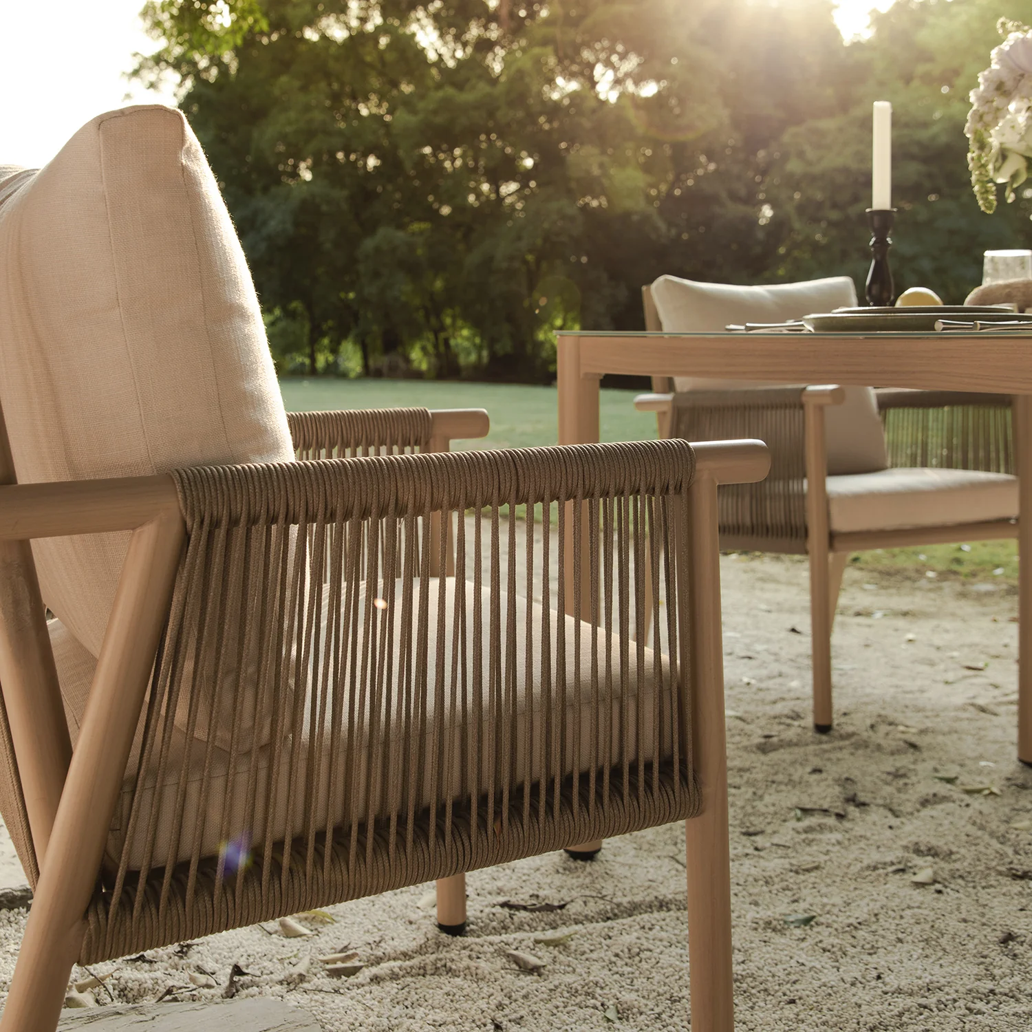 Soller Indoor and Outdoor Rope Weave 4-Seater Square Dining Set - Image 5