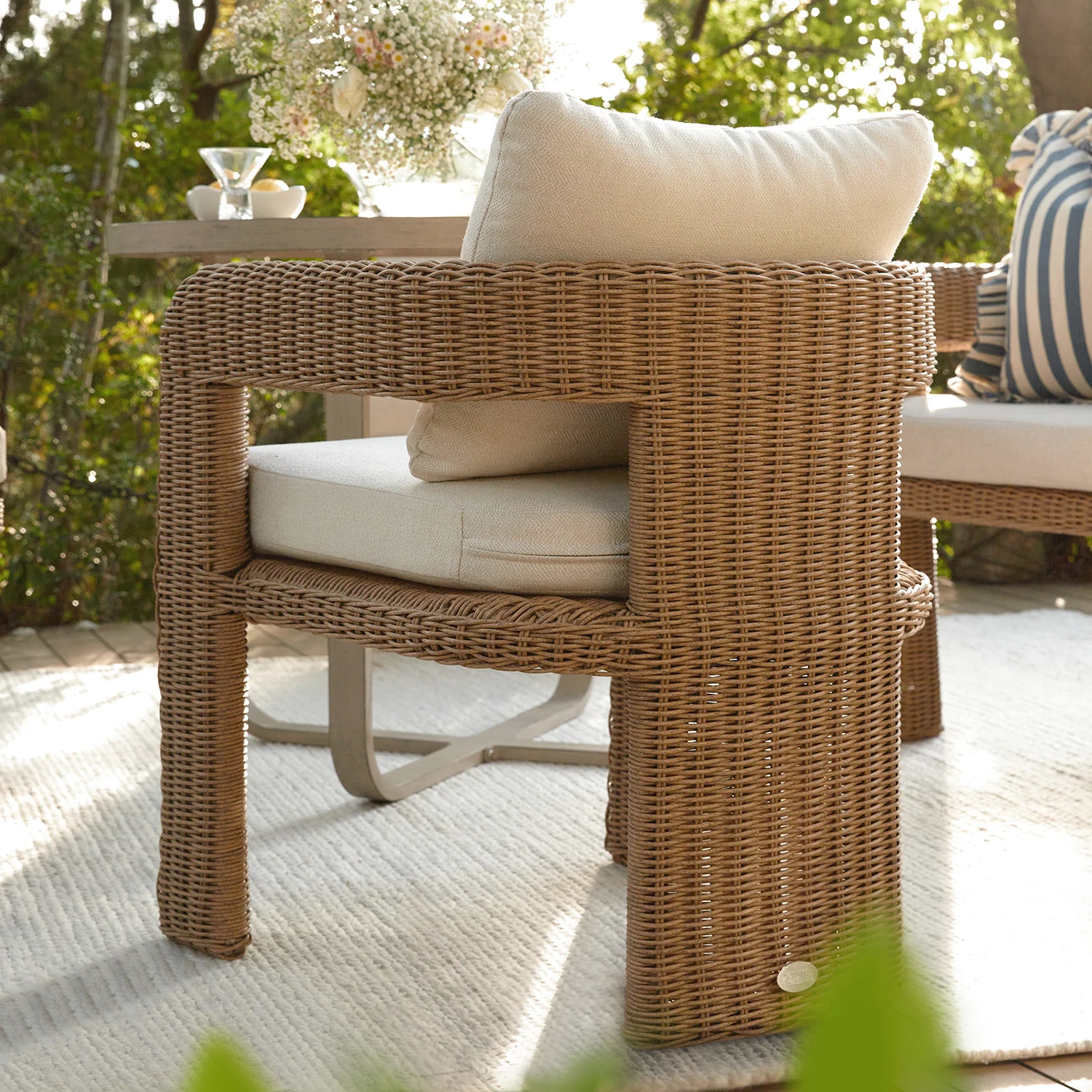 Stanford Round Wicker Outdoor 4-Seater Round Dining Set, Natural - Image 6