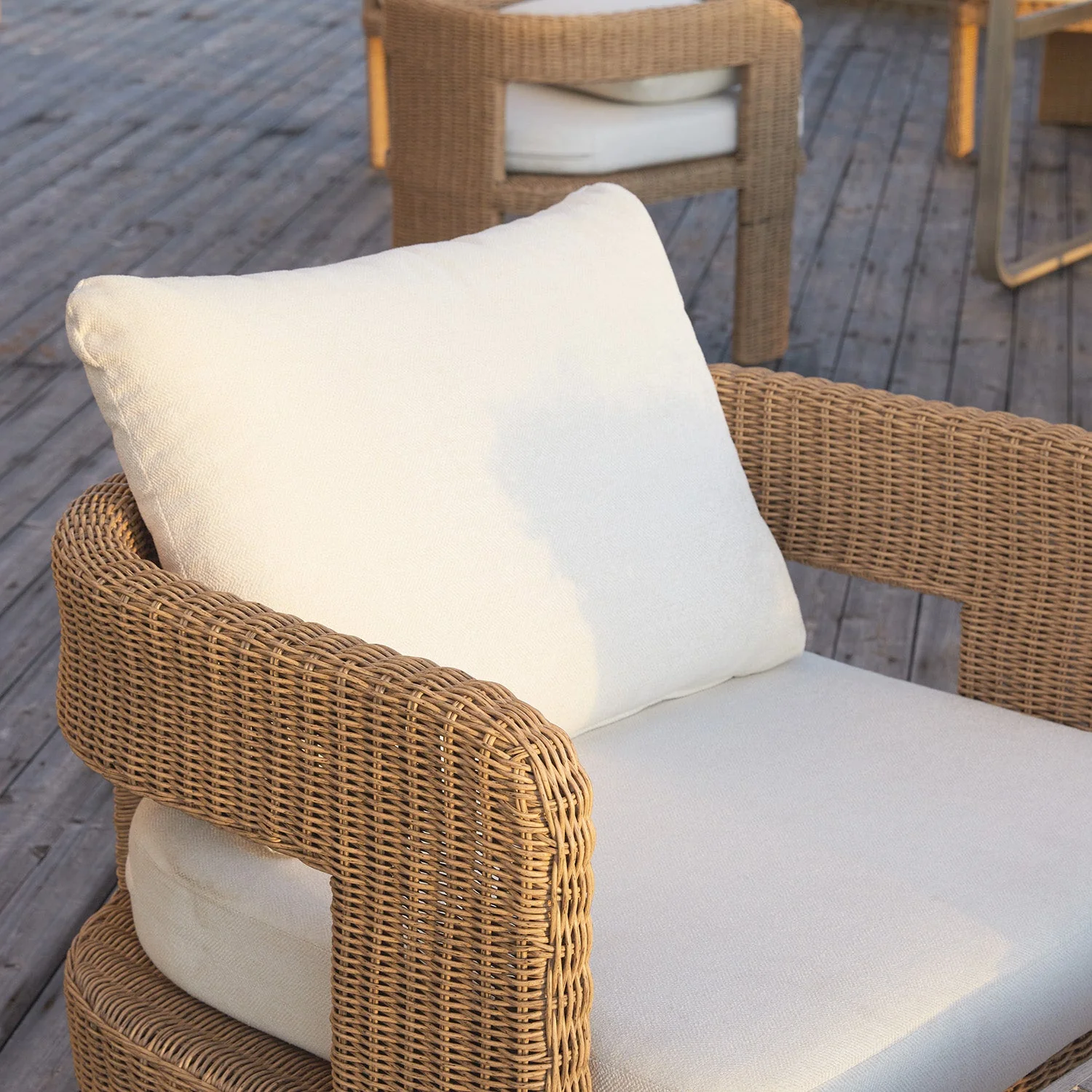 Stanford Round Wicker Outdoor Armchair Set, Natural - Image 5