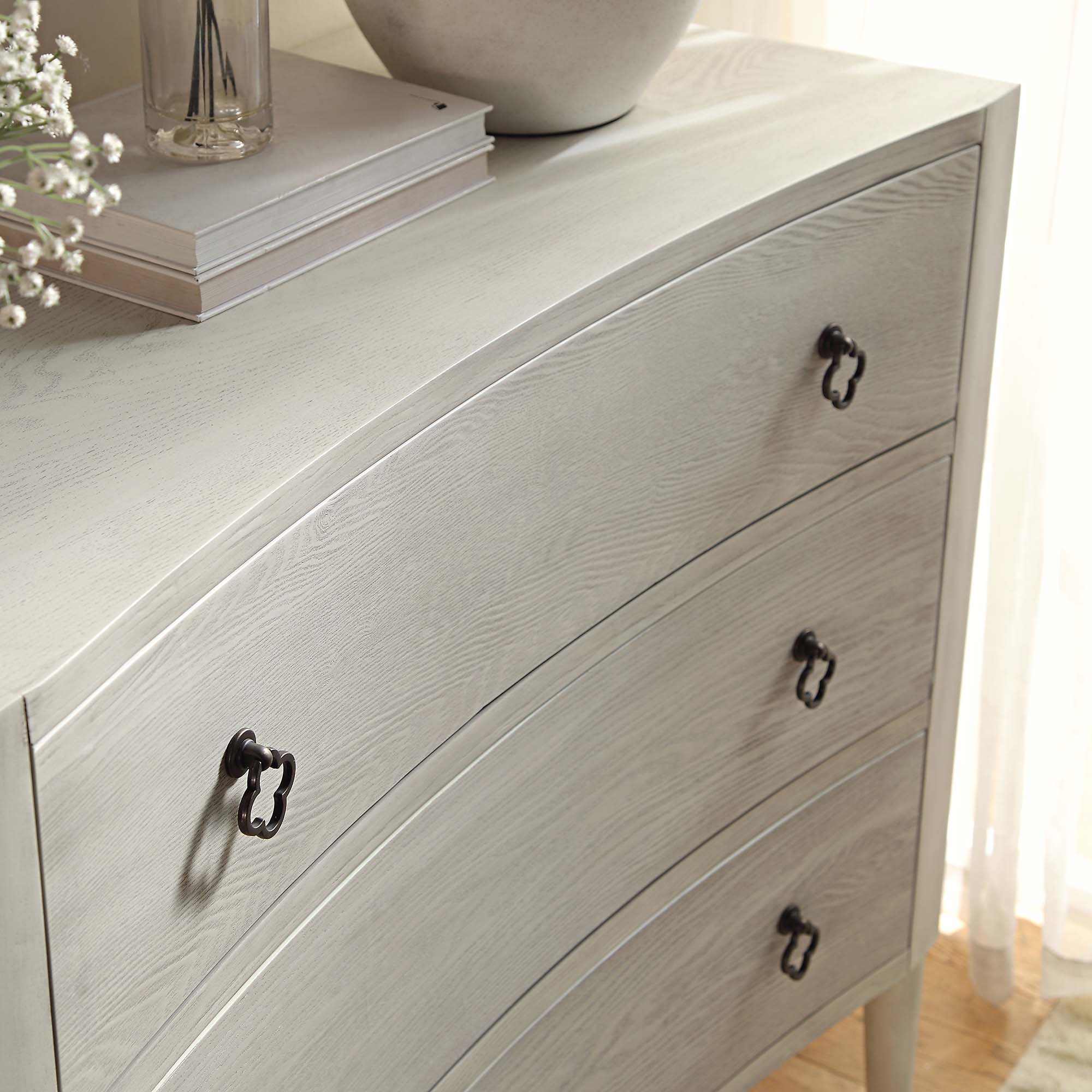 Thalia Concave Chest of Drawers, Washed White - Image 4