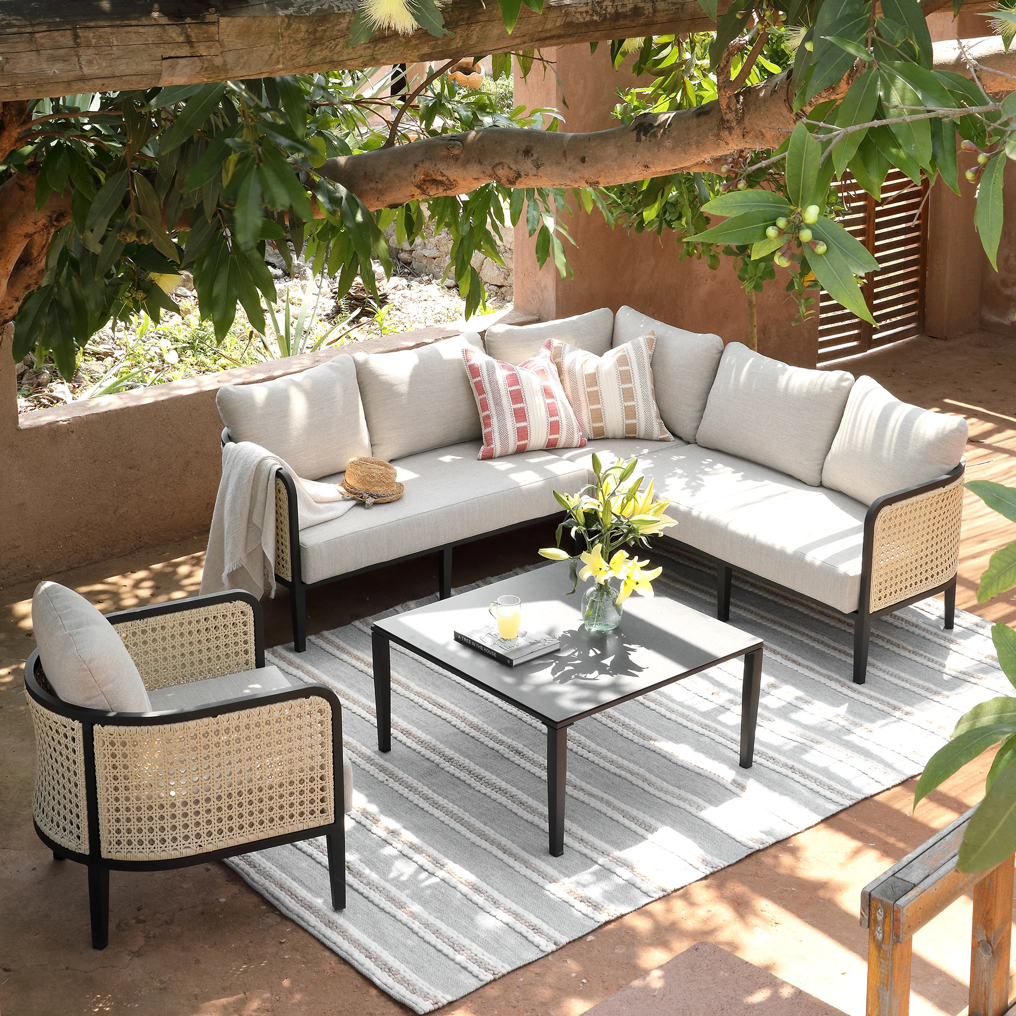 Villa Stripe Indoor Outdoor Handwoven Grey Rug - Image 2