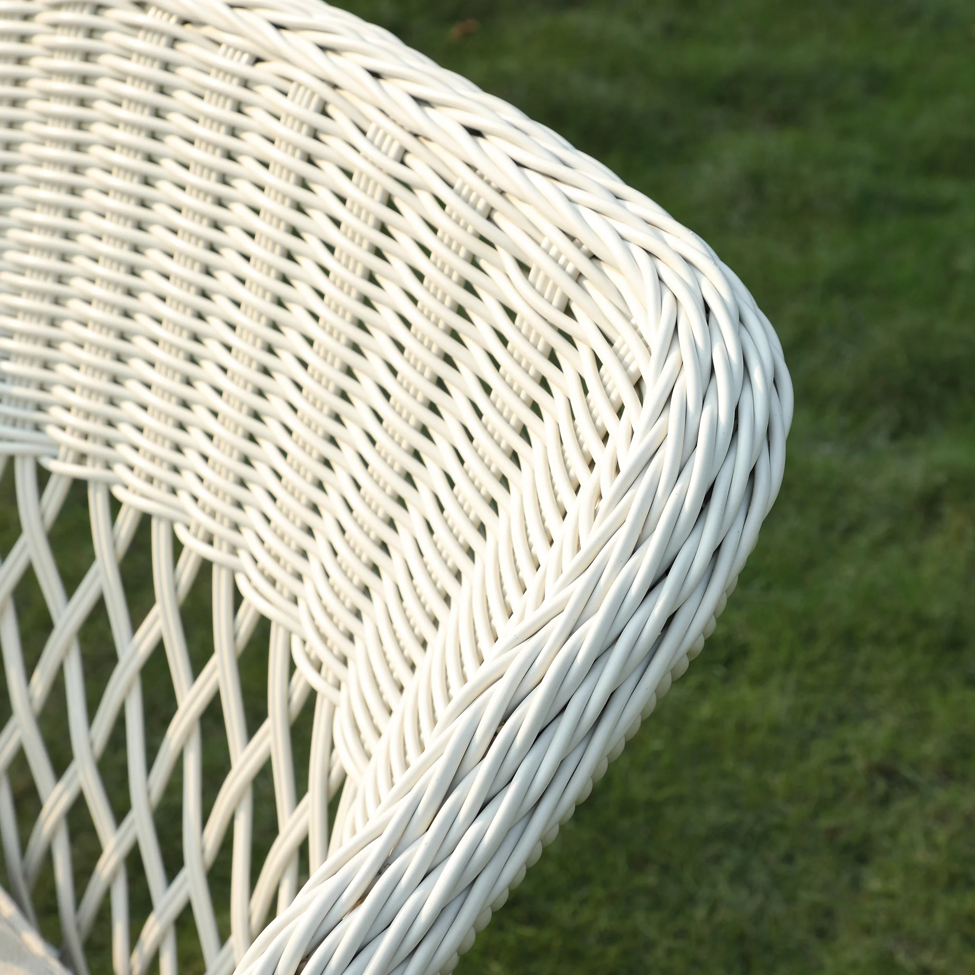 Willowbrook Lattice Weave Rattan 4-Seater Round Dining Set, White - Image 9