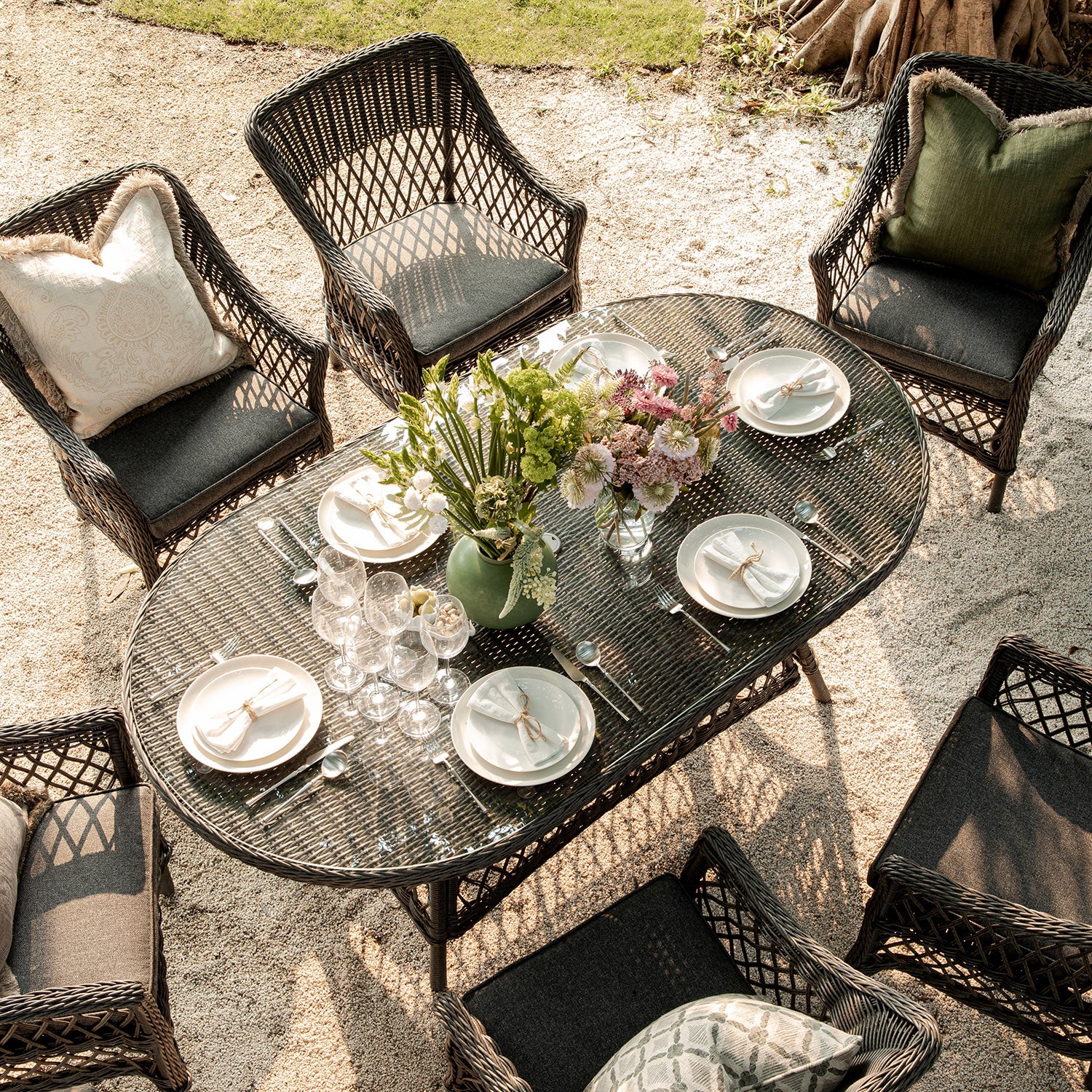 Willowbrook Lattice Weave Rattan 6-Seater Oval Dining Set, Dark Grey - Image 4