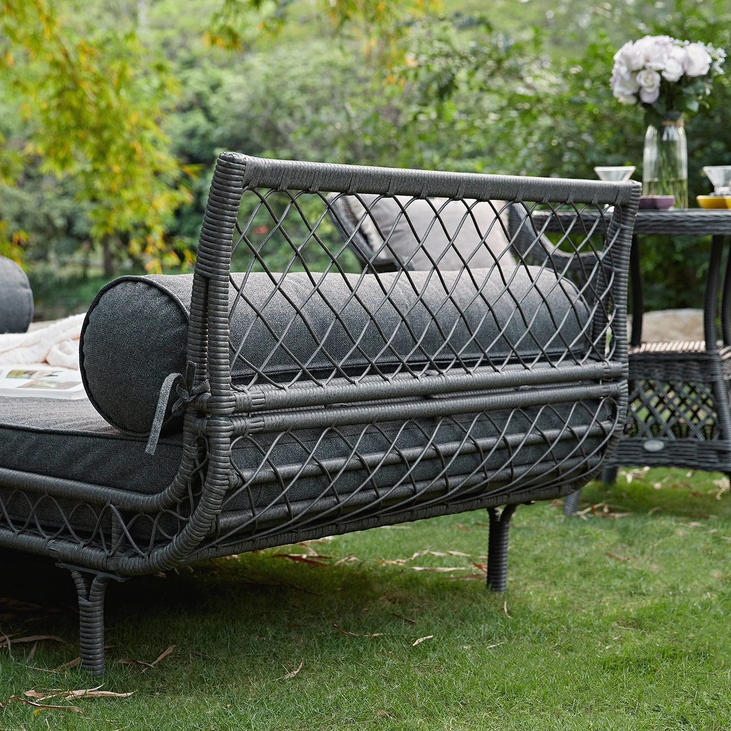 Willowbrook Lattice Weave Rattan Daybed, Dark Grey - Image 5