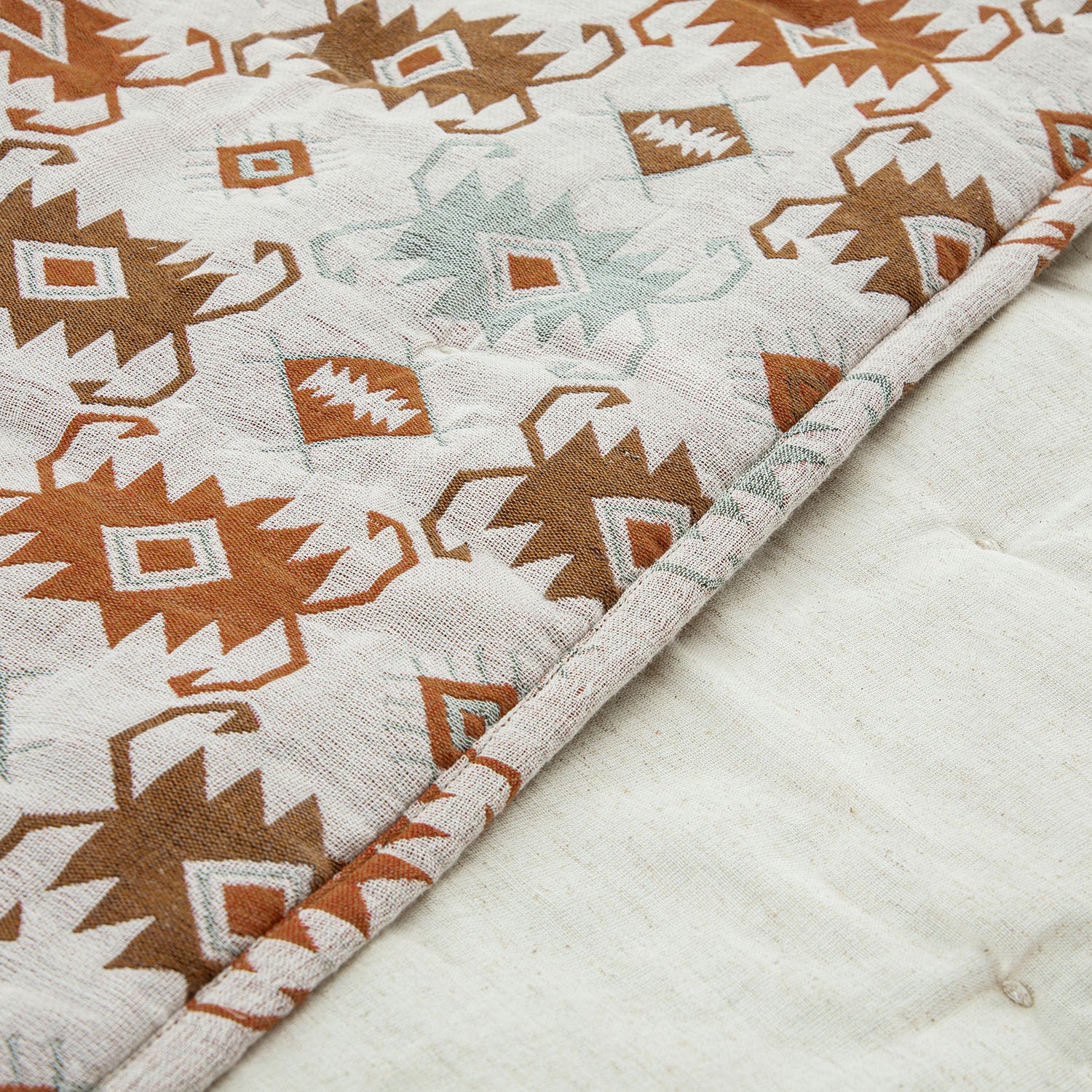 Zaniyah Aztec Jacquard Hand Quilted Cotton Bedspread - Image 6